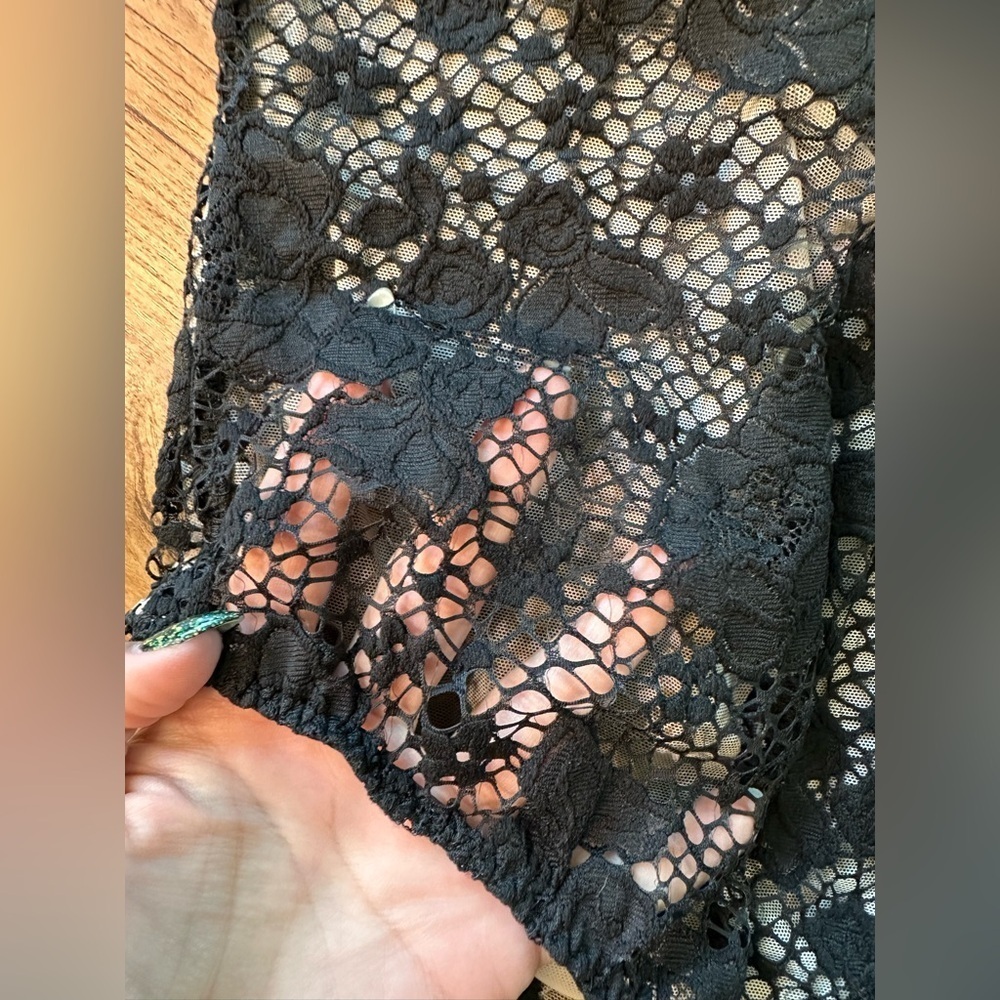 Victorias Secret Lace Semi Sheer/Sheer Body Suit with Flutter Sleeves. Large - Picture 8 of 8